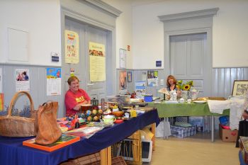 Flohmarkt im Generationenhaus
